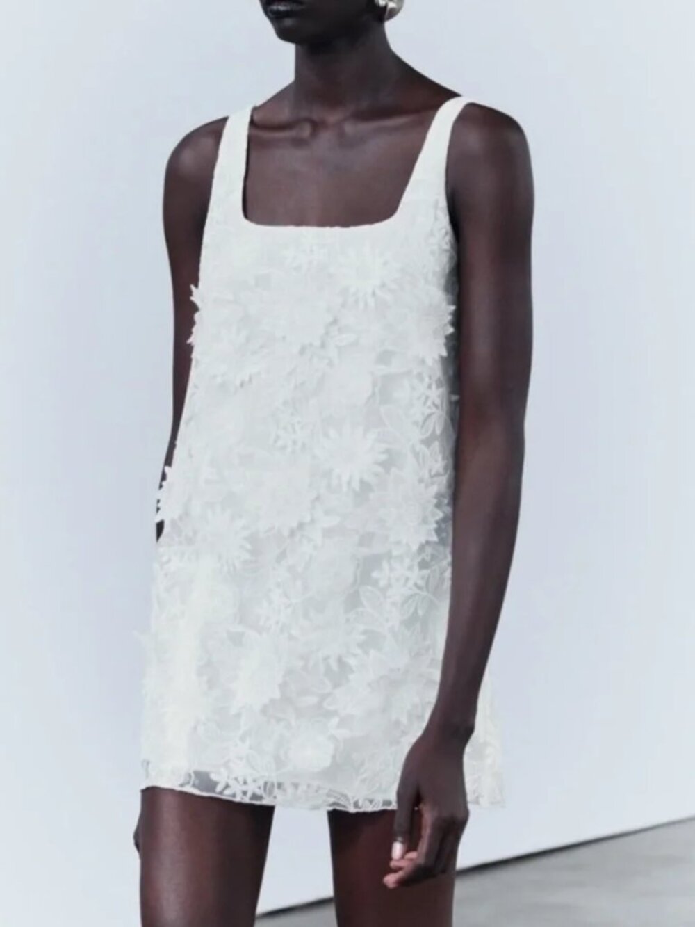 ZARA WOMAN COLLECTION EMBROIDERED MINI DRESS ZW COLLECTION - Picture 8 of 9